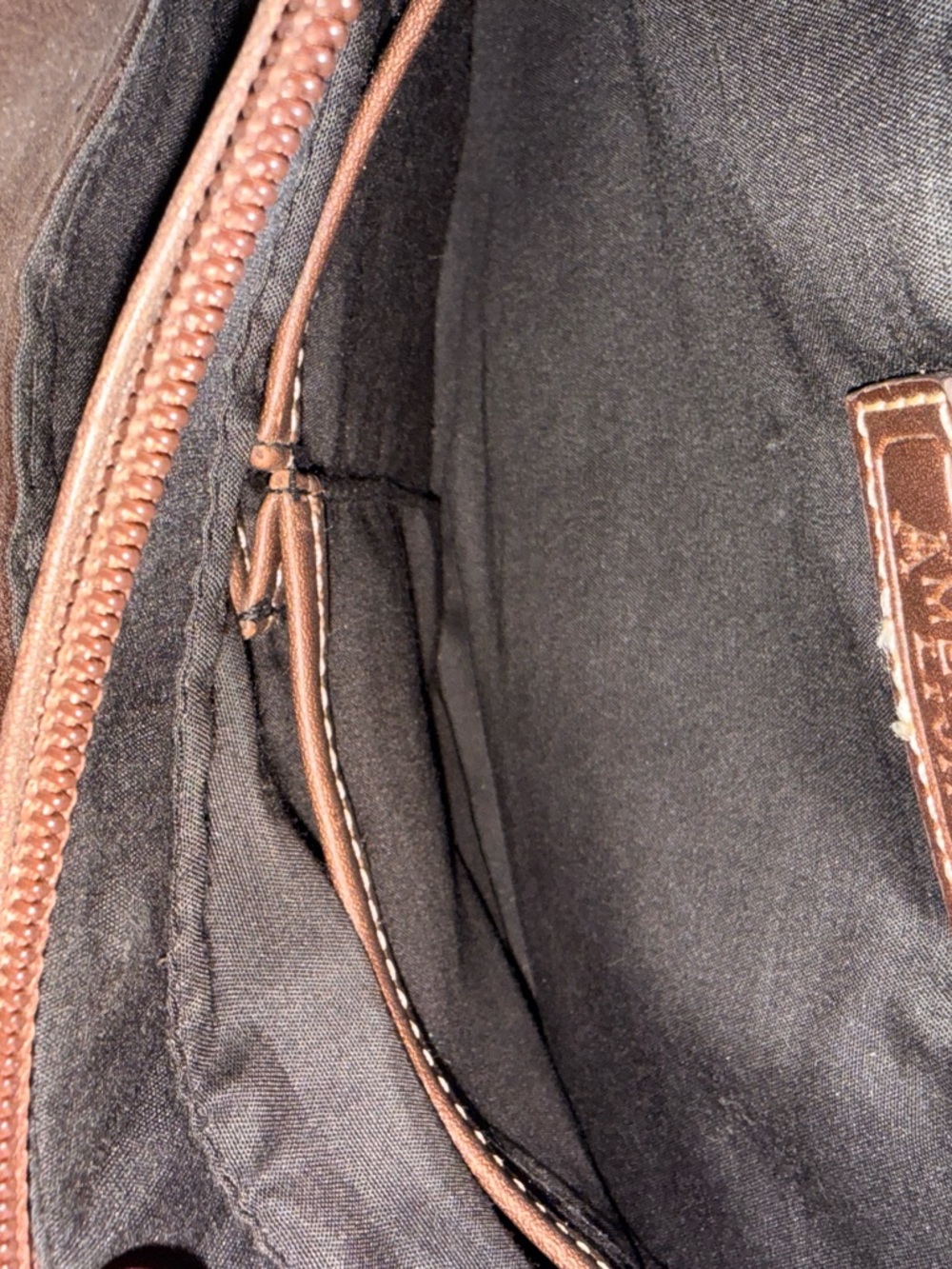 American Living Black and Brown Shoulder Bag - Picture 6 of 7